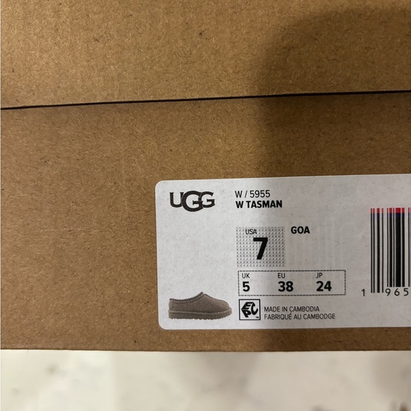Ugg Tasman Slipper Goat NWT Women Size 6-11 authentic RARE NIB Shoes - Picture 12 of 16